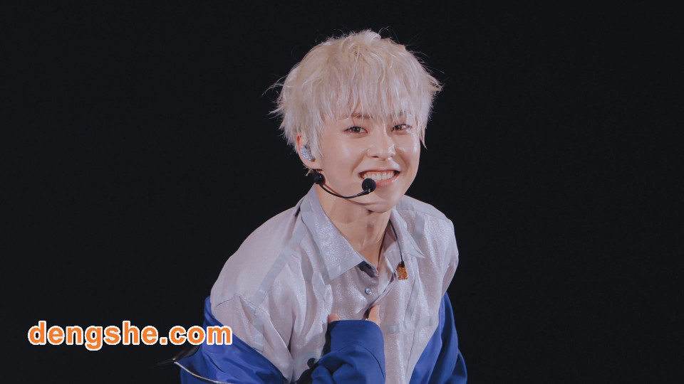 EXO-CBX组合.Magical Circus Tour 2018.日本巡回演唱会.46.7G.1080P高清蓝光原盘演唱会.BDMV