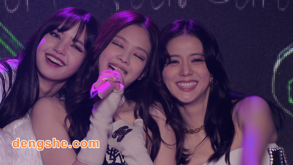 BLACKPINK组合.The Album专辑.2021日本线上演唱会.33.8G.金智秀.金珍妮.朴彩英.LISA.1080P高清蓝光原盘演唱会.ISO