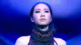 吴雨霏.Kary On Live 2011 震撼红馆舞台.2011香港演唱会.30.2G.1080P高清蓝光原盘演唱会.ISO